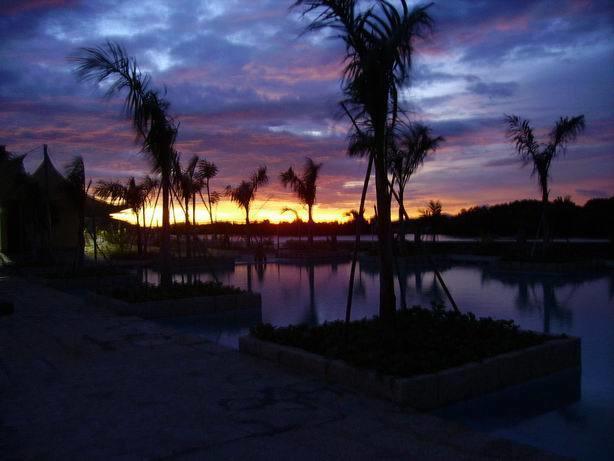 River Ray Estates Resort Loc An Dış mekan fotoğraf